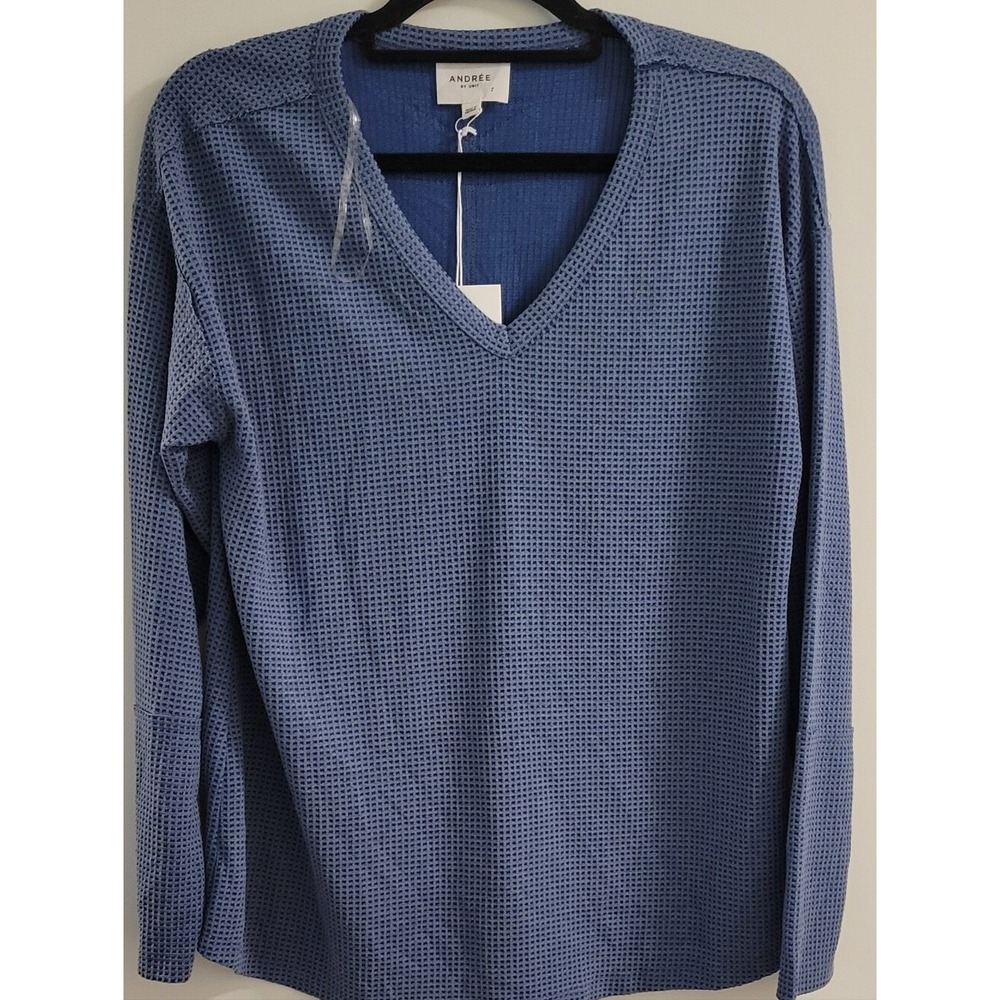 ANDREE BY UNIT LS Denim Blue V-Neck Waffle Knit TOP SIZE SM/ MED